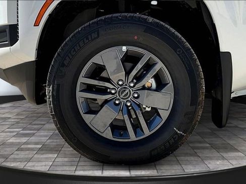 New 2026 Nissan Frontier SV w/ SV Convenience Package image 13