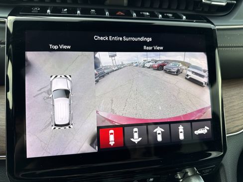 Used 2022 Jeep Grand Cherokee L Summit w/ Advanced Protech Group IV image 22