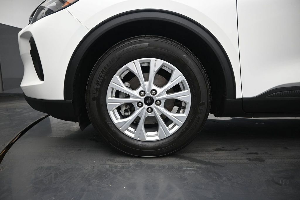 Used 2023 Ford Escape Active w/ Tech Pack #2 FWD image 25