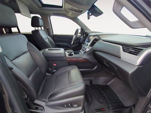 Used 2017 GMC Yukon SLT w/ Open Road Package image 15