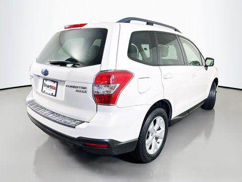 Used 2016 Subaru Forester 2.5i Premium AWD/4WD image 7