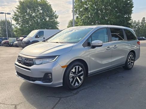 Used 2025 Honda Odyssey EX-L image 7