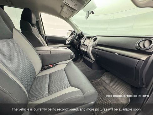 Used 2017 Toyota Tundra SR5 image 15
