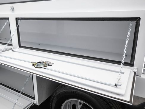 New 2024 Ford F350 XL w/ XL Chrome Package image 19