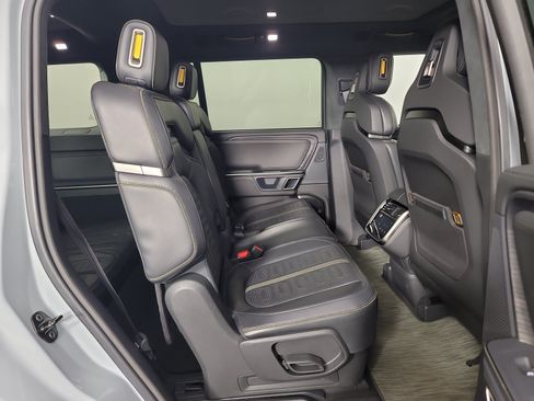 Used 2024 Rivian R1S Adventure AWD/4WD image 23