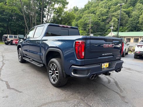 Used 2020 GMC Sierra 1500 AT4 w/ AT4 Premium Package AWD/4WD image 7