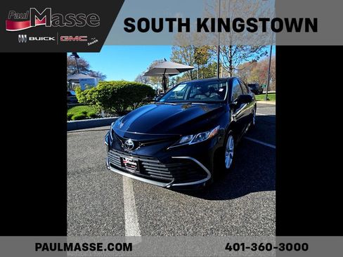 Used 2021 Toyota Camry LE FWD image 1