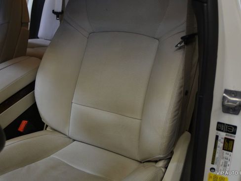 Used 2014 BMW 740i image 15