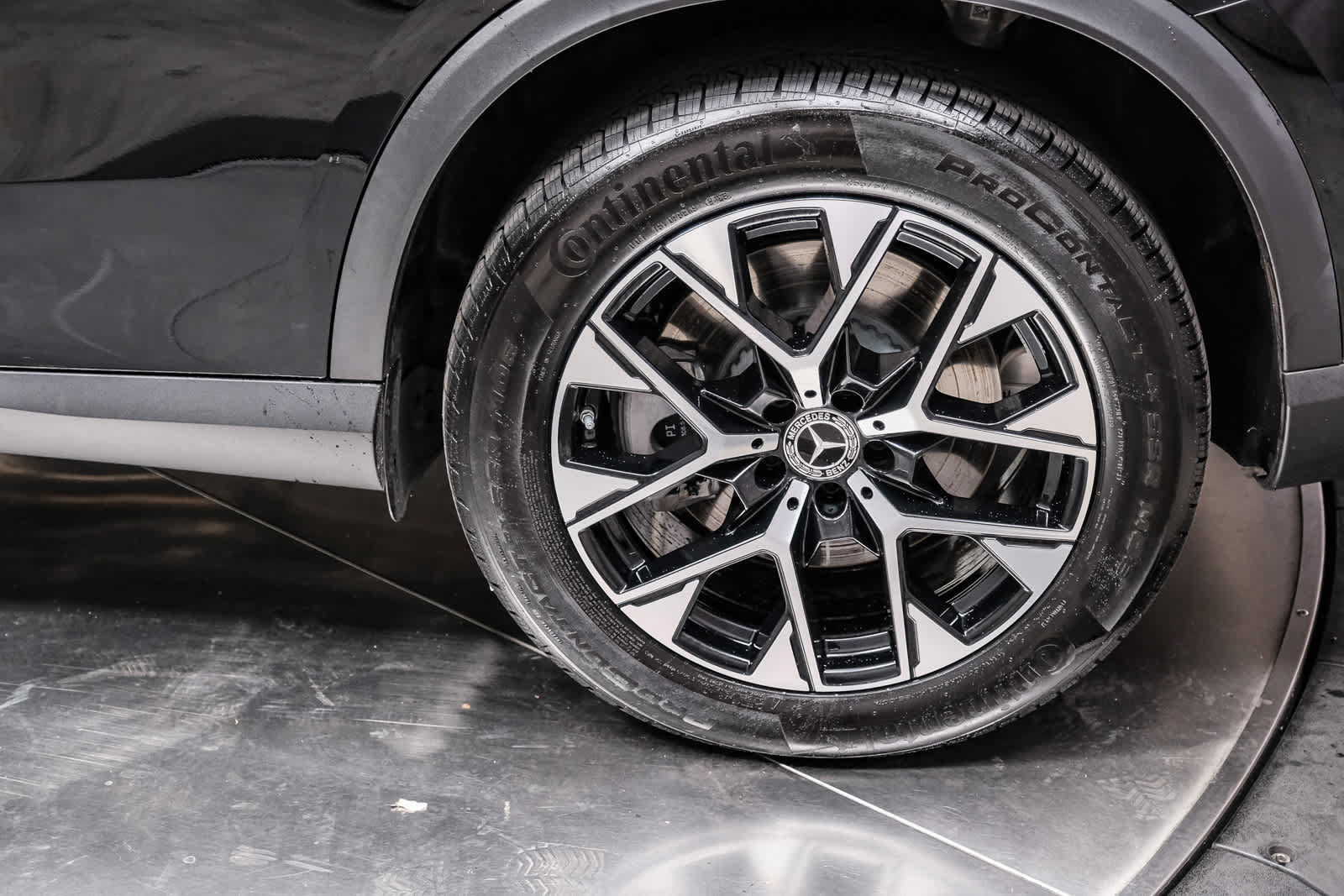 Certified 2026 Mercedes-Benz GLC 350e 4MATIC image 9