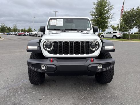 Used 2026 Jeep Wrangler Rubicon w/ Safety Group AWD/4WD image 3