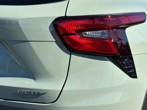 New 2026 Chevrolet Trax ACTIV w/ Driver Confidence Package image 26