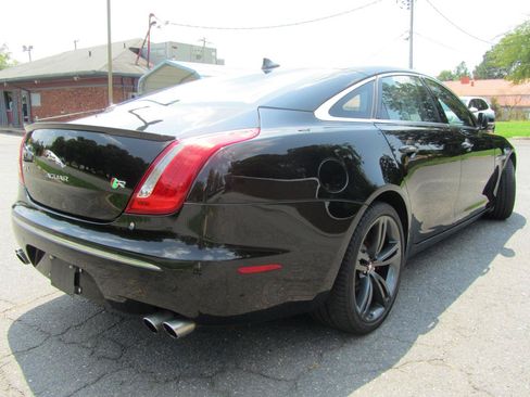 Used 2014 Jaguar XJ R LWB RWD image 10
