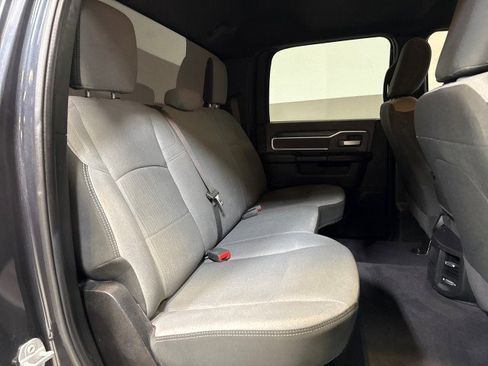 Used 2021 RAM 3500 Big Horn image 63