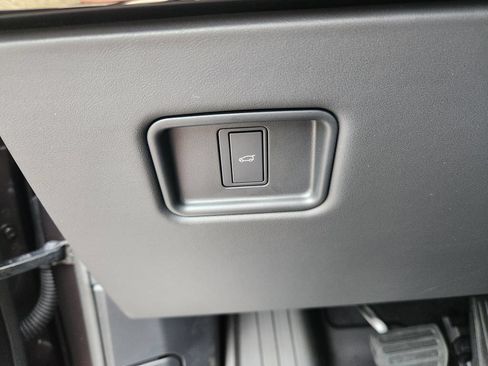 New 2026 Land Rover Range Rover Sport SE AWD/4WD image 19