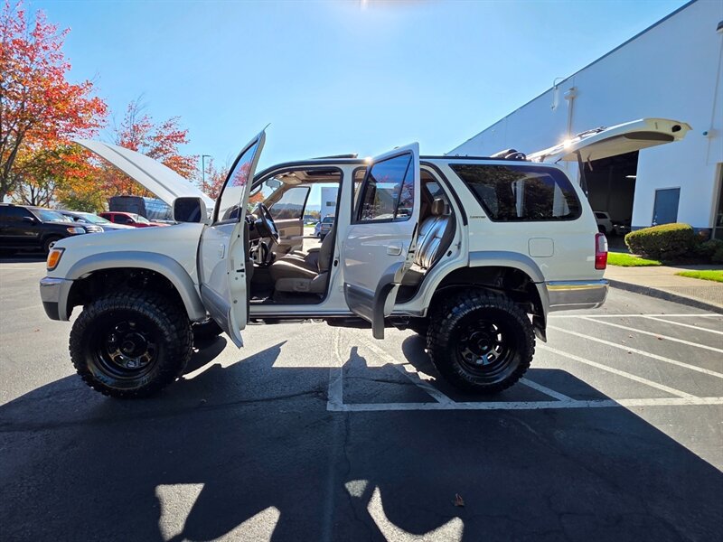 Used 1998 Toyota 4Runner Limited AWD/4WD image 23