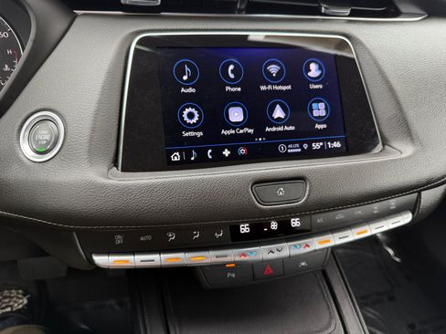 Used 2023 Cadillac XT4 Premium Luxury image 12