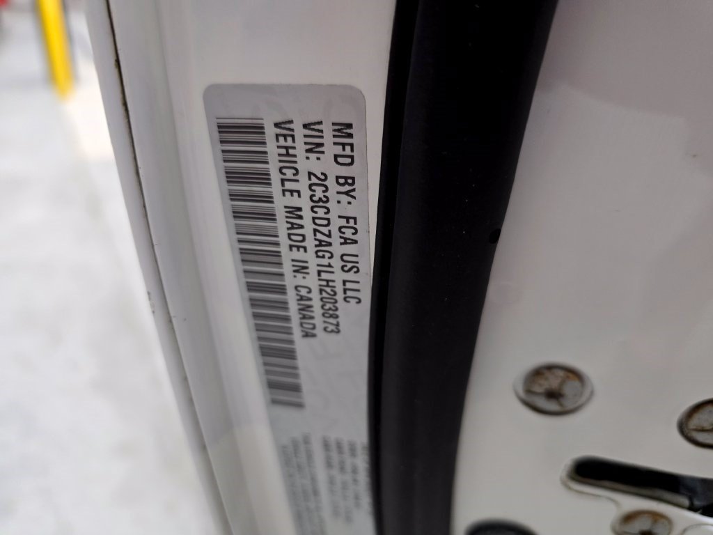 Used 2020 Dodge Challenger SXT RWD image 14