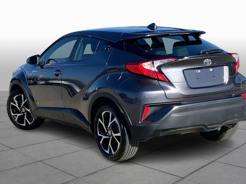 Used 2021 Toyota C-HR XLE image 10