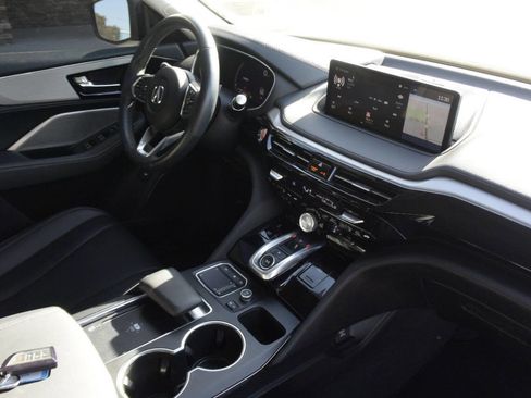 Used 2024 Acura MDX SH-AWD w/ Technology Package image 37