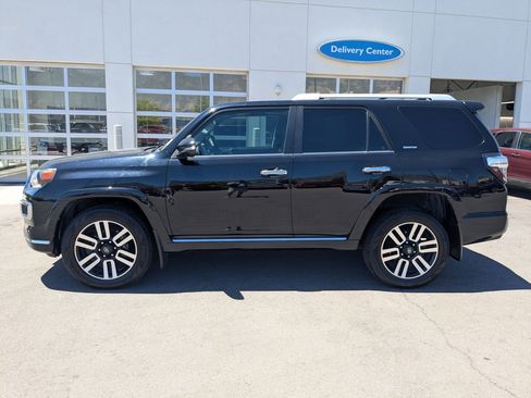 Used 2023 Toyota 4Runner Limited AWD/4WD image 10