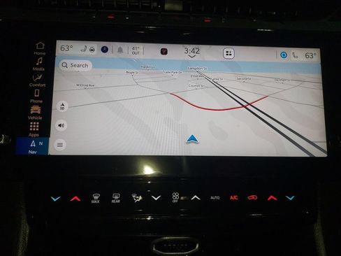 New 2026 Jeep Grand Cherokee Altitude AWD/4WD image 24