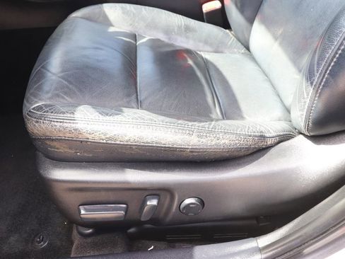 Used 2014 Toyota Avalon XLE Touring FWD image 16