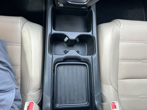 Used 2020 Honda CR-V EX-L image 16