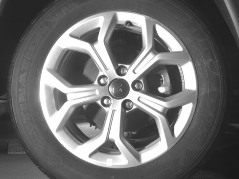 Used 2025 Jeep Compass Latitude AWD/4WD image 15