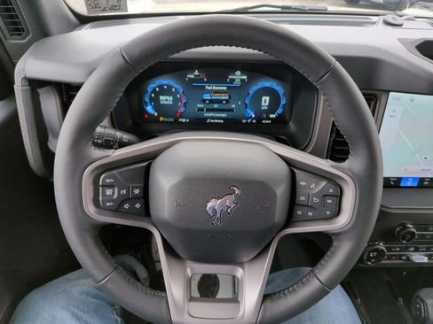 New 2026 Ford Bronco Badlands AWD/4WD image 24