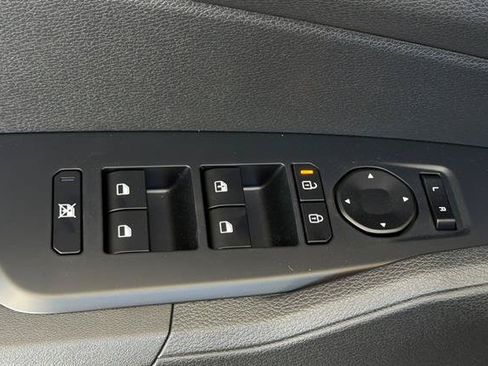 New 2026 Kia Sportage LX FWD image 12