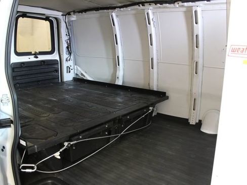 Used 2014 GMC Savana 3500 image 16