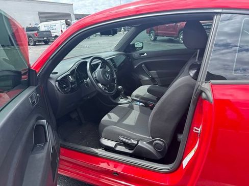 Used 2017 Volkswagen Beetle 1.8T S FWD image 10