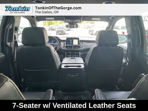 Used 2023 Chevrolet Tahoe Premier AWD/4WD image 32