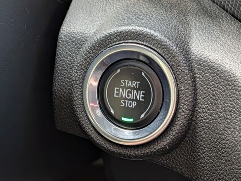 Certified 2023 Chevrolet TrailBlazer LT AWD/4WD image 24