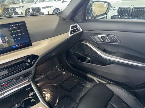Used 2025 BMW 330i Sedan RWD image 30
