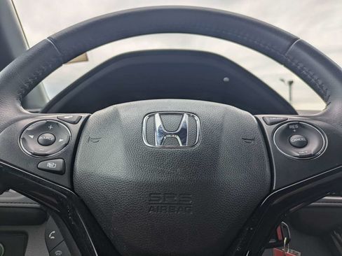 Used 2019 Honda HR-V Sport image 29