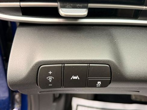 Used 2023 Hyundai Elantra SEL FWD image 23