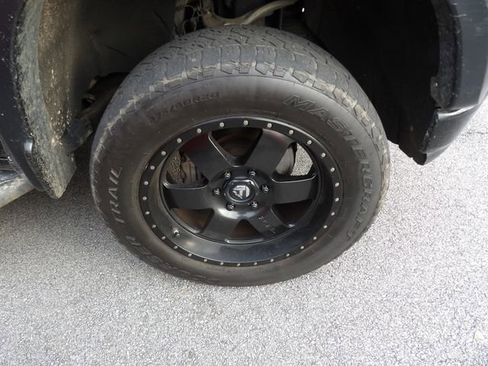 Used 2019 Chevrolet Silverado 1500 LT Trail Boss image 17