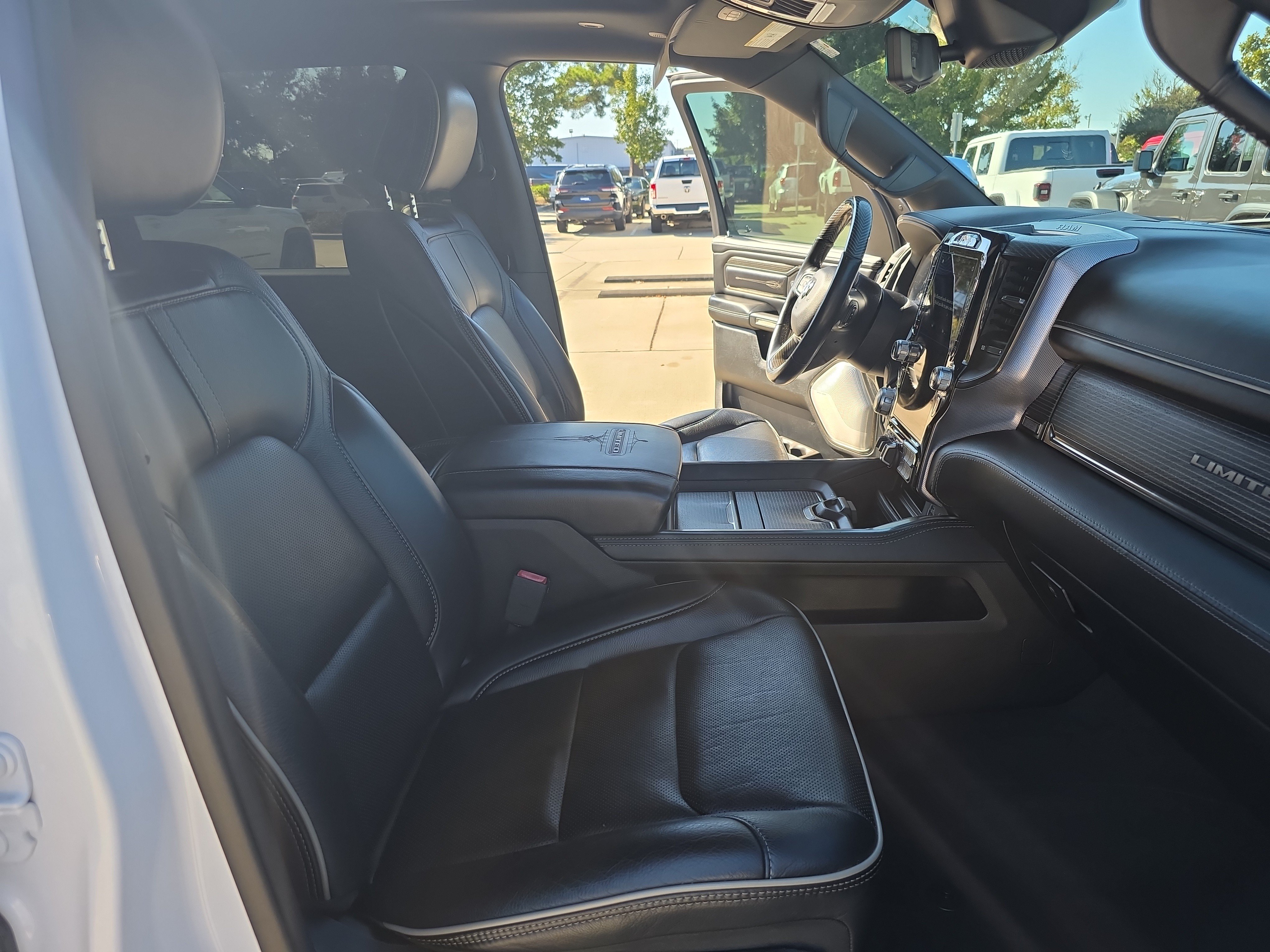 Used 2021 RAM 1500 Limited AWD/4WD image 34