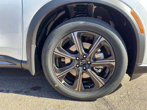 New 2026 INFINITI QX60 Autograph image 10