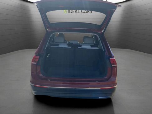Used 2018 Volkswagen Tiguan SEL FWD image 21