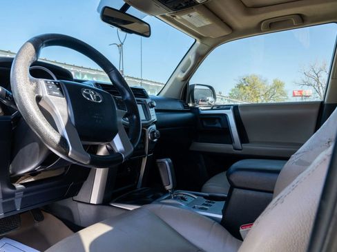 Used 2013 Toyota 4Runner Limited image 22