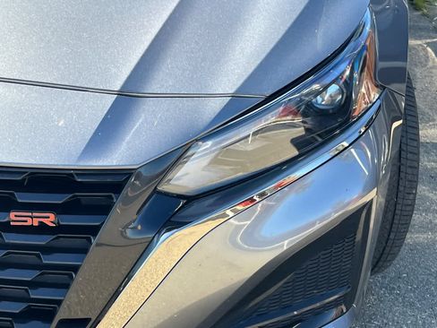 Used 2024 Nissan Altima 2.5 SR w/ SR Premium Package image 11