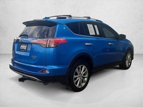 Used 2017 Toyota RAV4 Limited AWD/4WD image 5