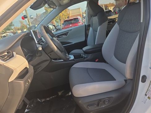 Used 2024 Toyota RAV4 XLE image 14