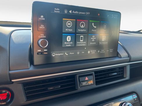 Certified 2025 Honda Pilot Touring image 21