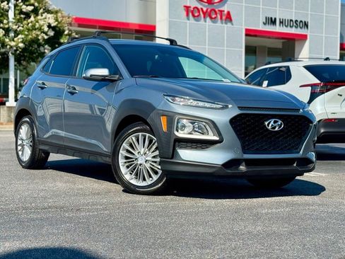 Used 2021 Hyundai Kona SEL FWD image 2