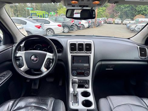 Used 2011 GMC Acadia SLT AWD/4WD image 16