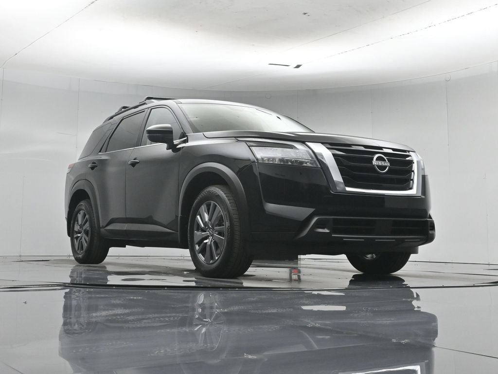 Used 2025 Nissan Pathfinder SV w/ SV Premium Package AWD/4WD image 50