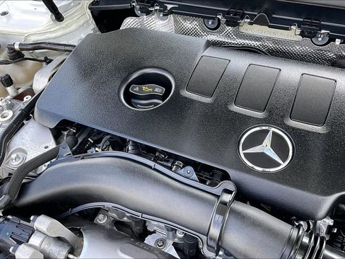 Used 2023 Mercedes-Benz CLA 250 image 32